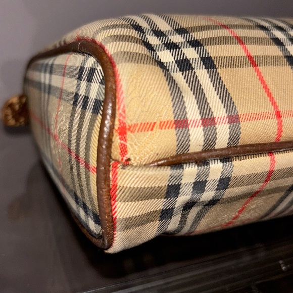 Burberry Vintage Nova Check Pouch Authentic - Picture 6 of 15
